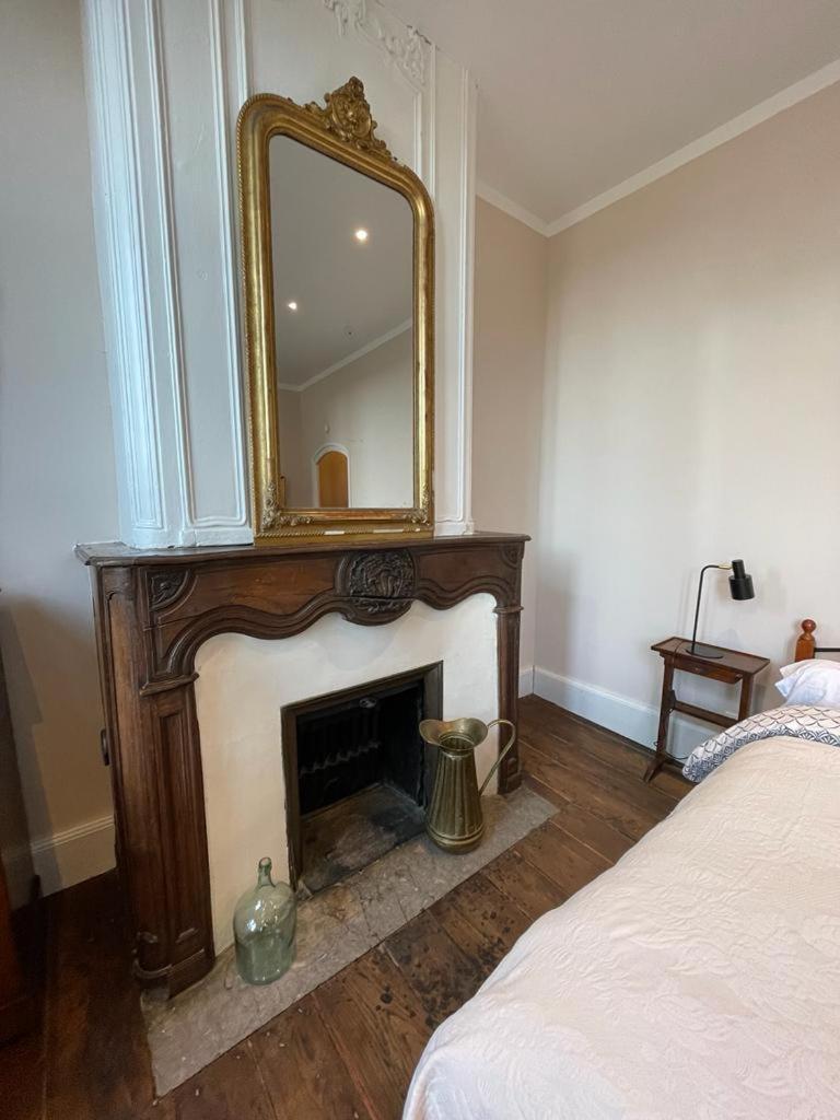 Jardin Des Remparts Bed & Breakfast Orthez Ngoại thất bức ảnh