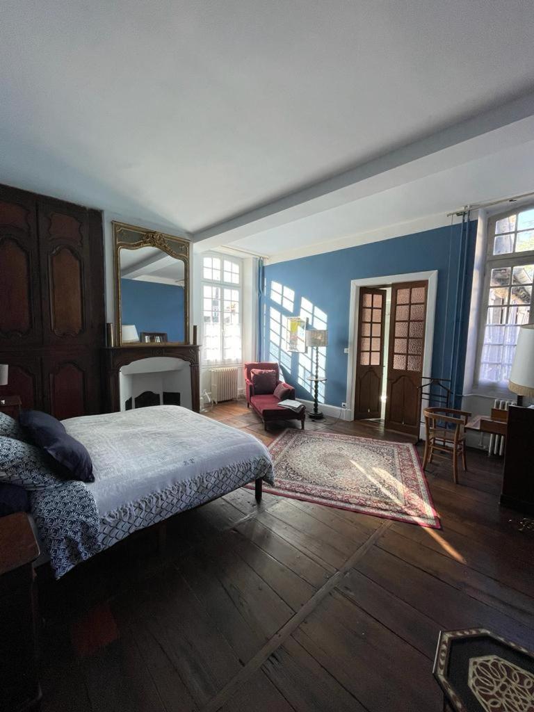 Jardin Des Remparts Bed & Breakfast Orthez Ngoại thất bức ảnh