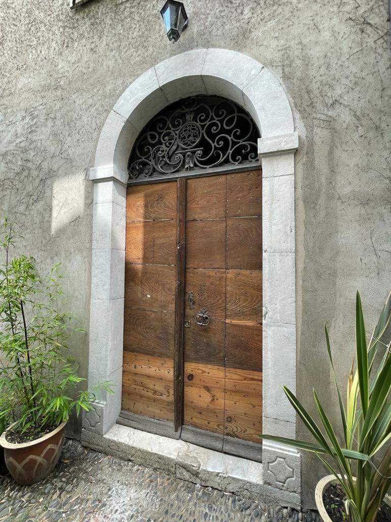 Jardin Des Remparts Bed & Breakfast Orthez Ngoại thất bức ảnh