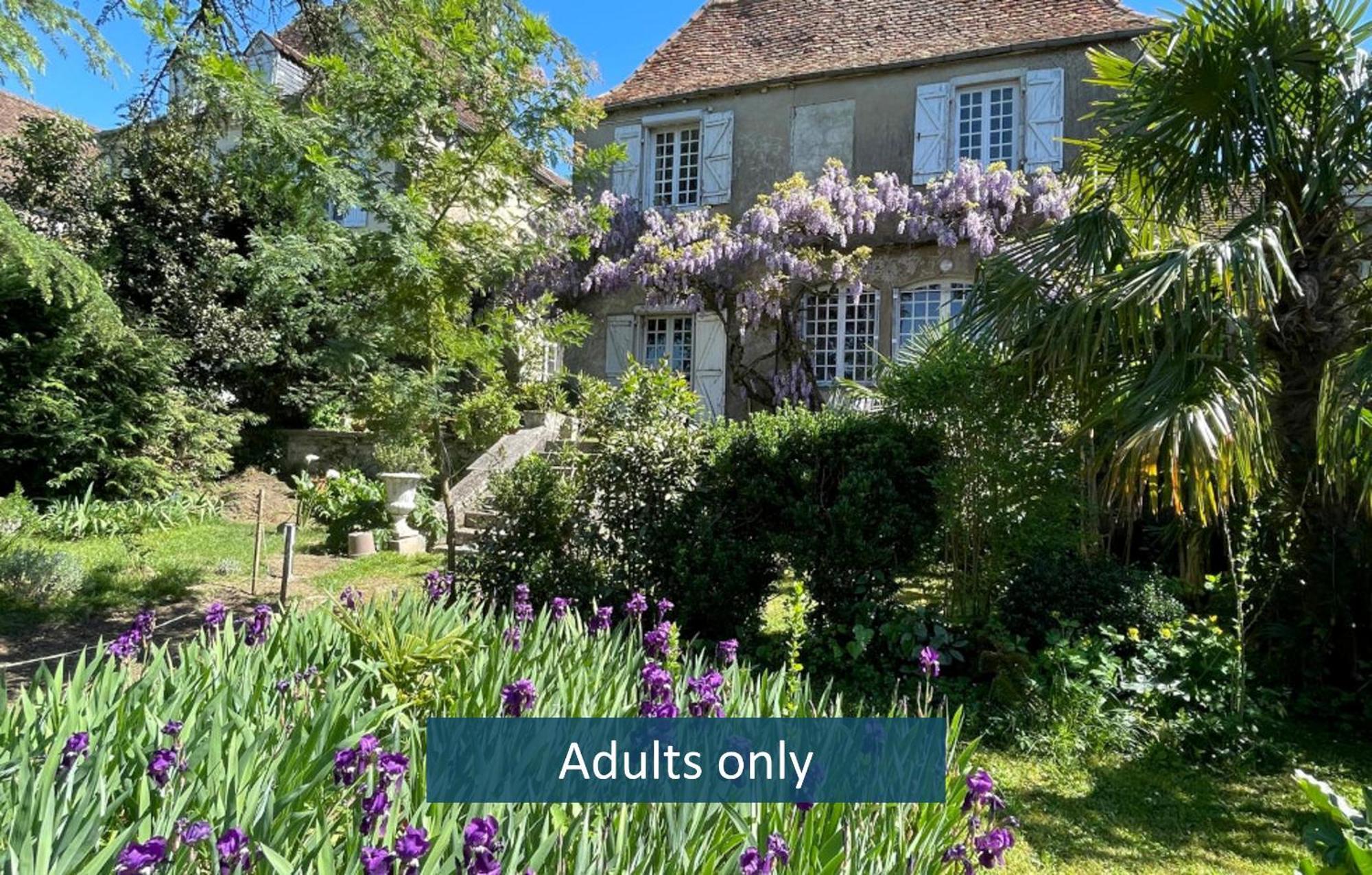 Jardin Des Remparts Bed & Breakfast Orthez Ngoại thất bức ảnh